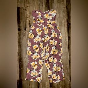 Worn twice Jumper, loose and very comfortable